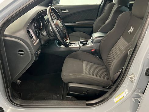 Used 2022 Dodge Charger Scat Pack RWD image 18