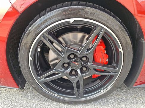 Used 2022 Chevrolet Corvette Stingray Premium Conv w/ Z51 Performance Package image 28
