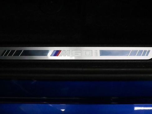 Used 2025 BMW X7 M60i image 22