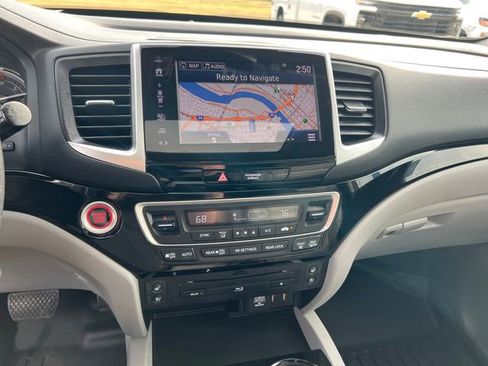Used 2018 Honda Pilot Elite image 19