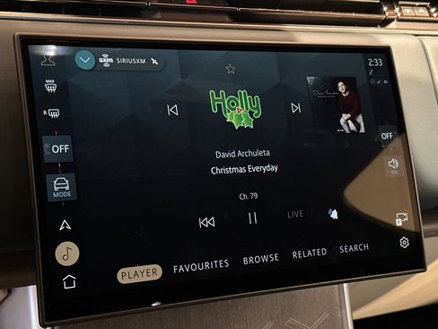 New 2025 Land Rover Range Rover SV image 20