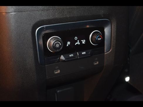 Used 2021 Chevrolet Tahoe LT image 24