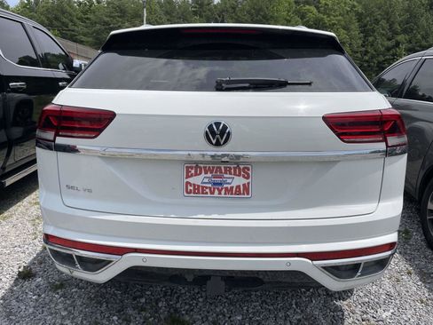Used 2020 Volkswagen Atlas Cross Sport SEL R-Line FWD image 9