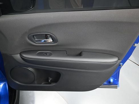 Used 2021 Honda HR-V Sport image 31