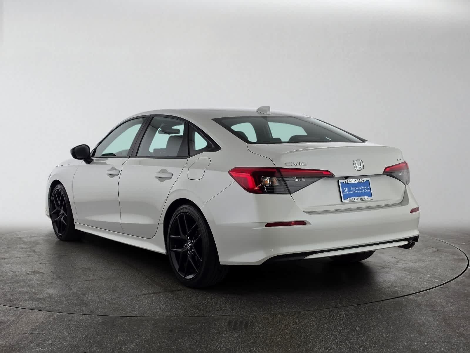 Used 2024 Honda Civic Sport image 5