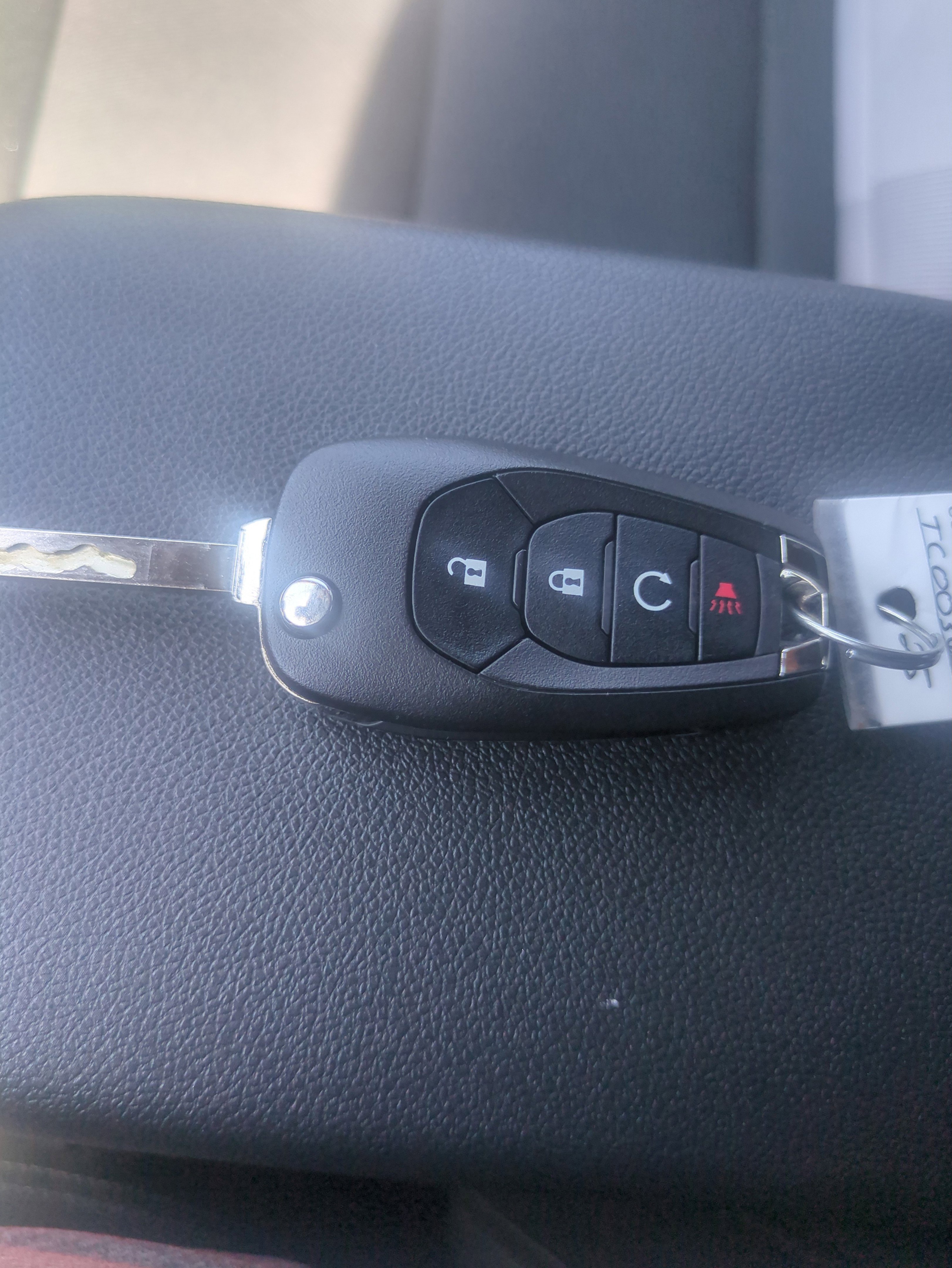 Used 2026 Chevrolet Trax RS FWD image 13