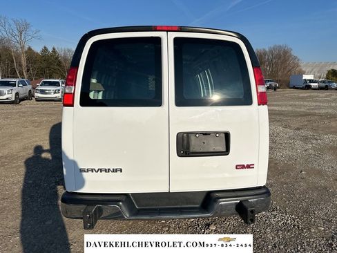 Used 2024 GMC Savana 2500 w/ Driver Convenience Package image 6