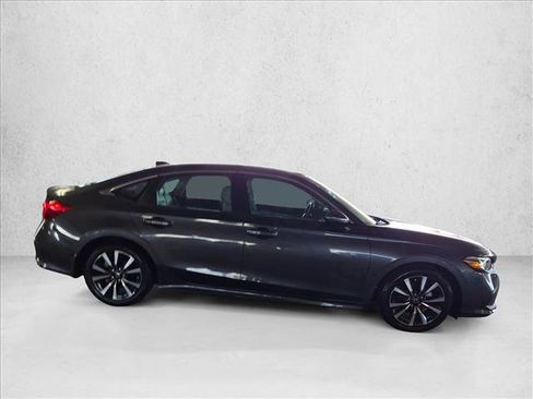 Used 2024 Honda Civic EX image 4