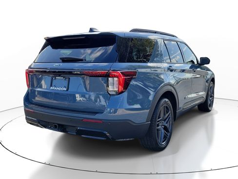 Used 2025 Ford Explorer ST-Line w/ Premium Package RWD image 7