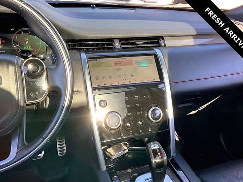 Used 2020 Land Rover Discovery Sport HSE R-Dynamic image 9