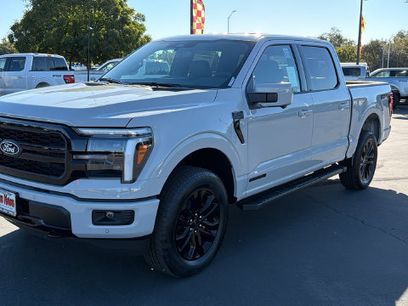 New 2026 Ford F150 Lariat w/ Equipment Group 501A Mid