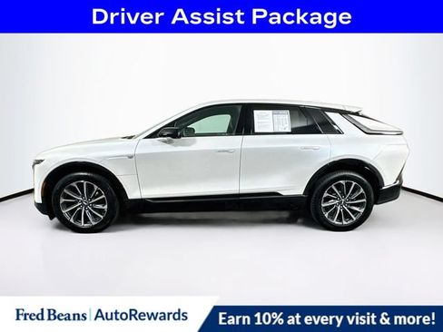 Used 2025 Cadillac Lyriq Sport w/ LPO, Floor Liner Package AWD/4WD image 5