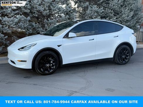 Used 2023 Tesla Model Y Long Range image 1