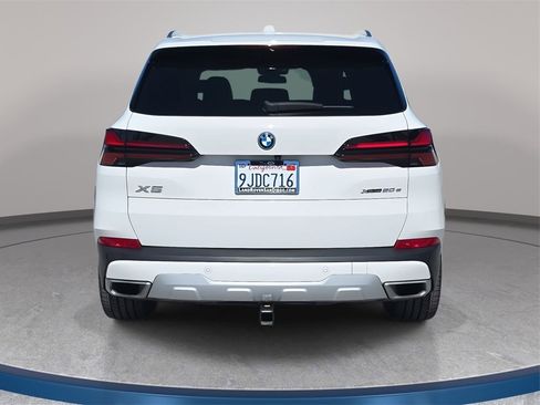 Used 2024 BMW X5 xDrive50e w/ Parking Assistance Package image 7