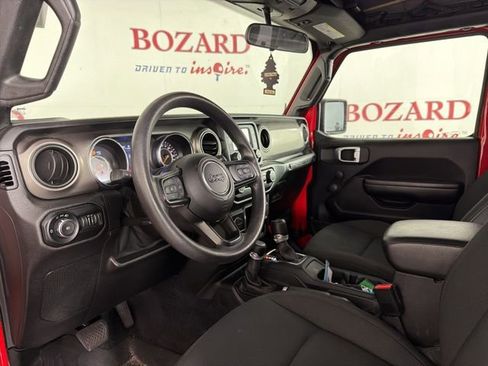 Used 2021 Jeep Wrangler Sport AWD/4WD image 12