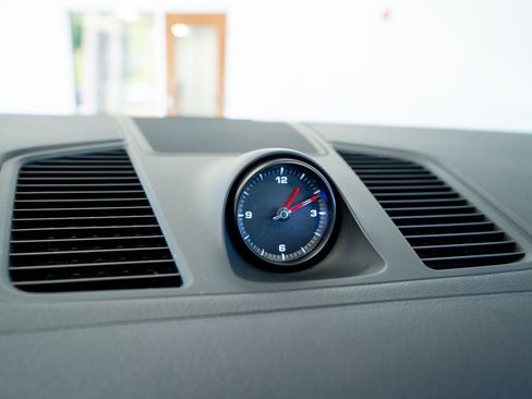 Used 2021 Porsche Cayenne image 41