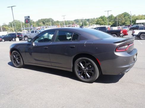 Used 2021 Dodge Charger SXT w/ Blacktop Package image 9
