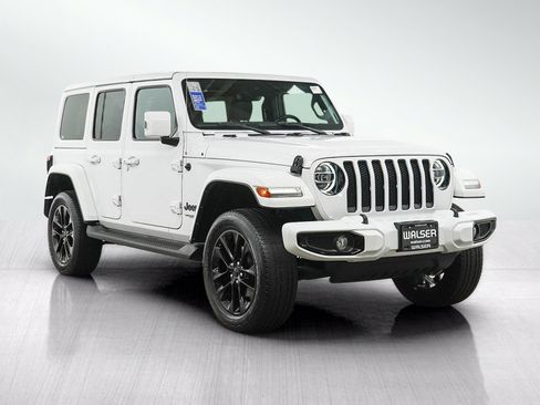 Used 2021 Jeep Wrangler Unlimited Sahara AWD/4WD image 7