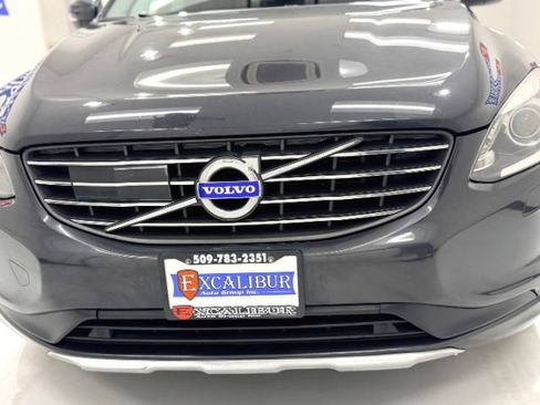 Used 2015 Volvo XC60 T6 Platinum FWD image 9
