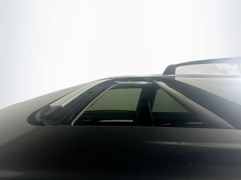 Used 2015 Toyota Highlander XLE image 26