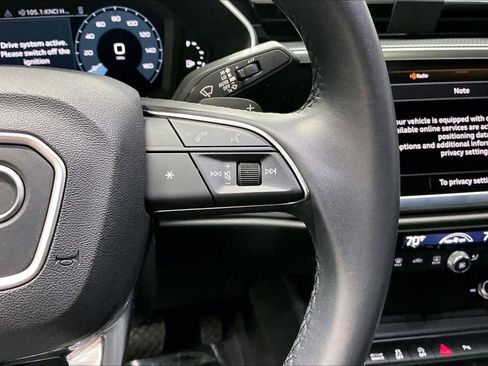 Used 2023 Audi Q3 2.0T Premium w/ Black Optic Sport Package image 21