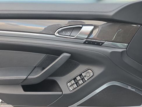 Used 2013 Porsche Panamera Turbo S image 5