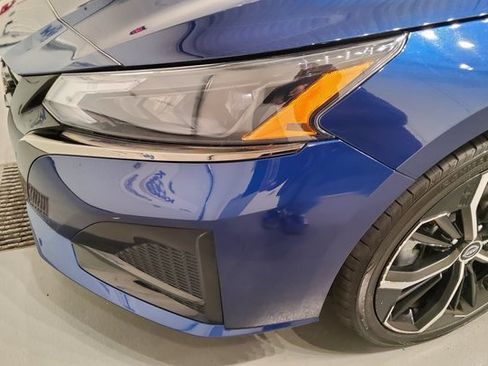 Used 2023 Nissan Altima 2.5 SR w/ SR Premium Package image 7