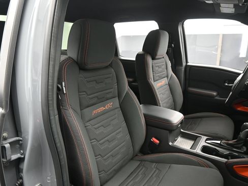 Certified 2025 Nissan Frontier PRO-4X AWD/4WD image 14