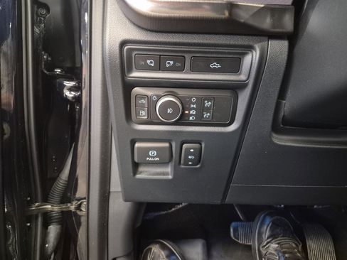 Used 2021 Ford F150 Platinum w/ Equipment Group 701A High AWD/4WD image 25