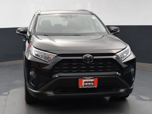 Used 2021 Toyota RAV4 XLE Premium image 7
