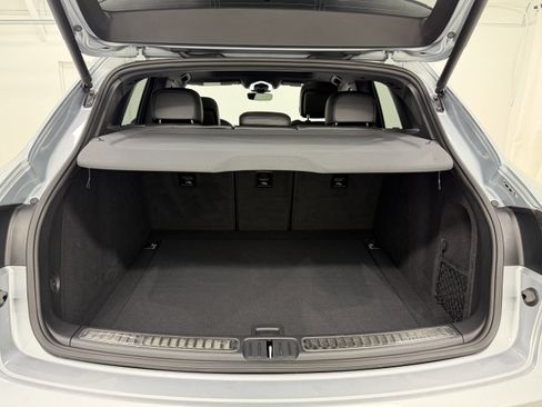 Certified 2022 Porsche Macan image 57