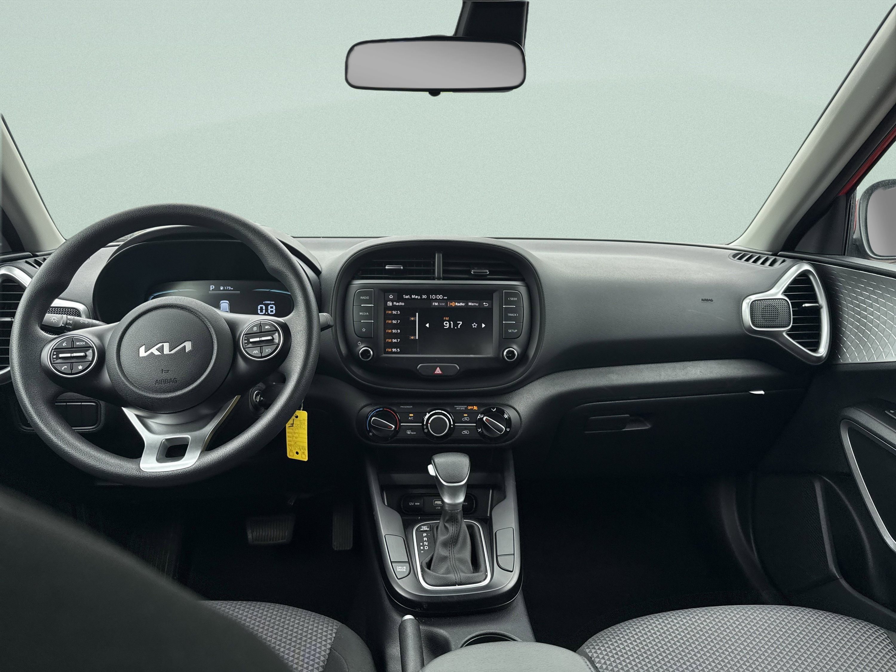 Used 2025 Kia Soul LX w/ LX Technology Package FWD image 18