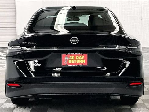 New 2026 Nissan Sentra SV w/ SV Convenience Package FWD image 5