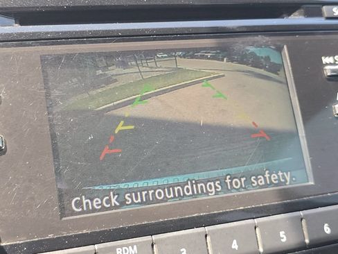 Used 2015 Nissan Rogue SV FWD image 24