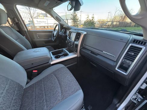 Used 2018 RAM 1500 Big Horn AWD/4WD image 28