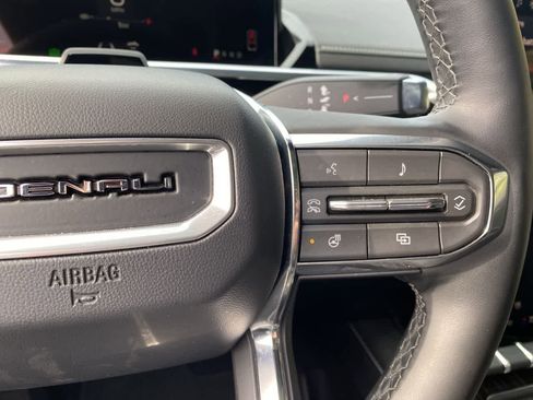 Used 2025 GMC Sierra EV Denali AWD/4WD image 21