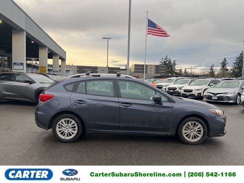 Used 2017 Subaru Impreza 2.0i Premium image 1