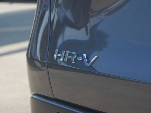 Certified 2024 Honda HR-V LX image 7