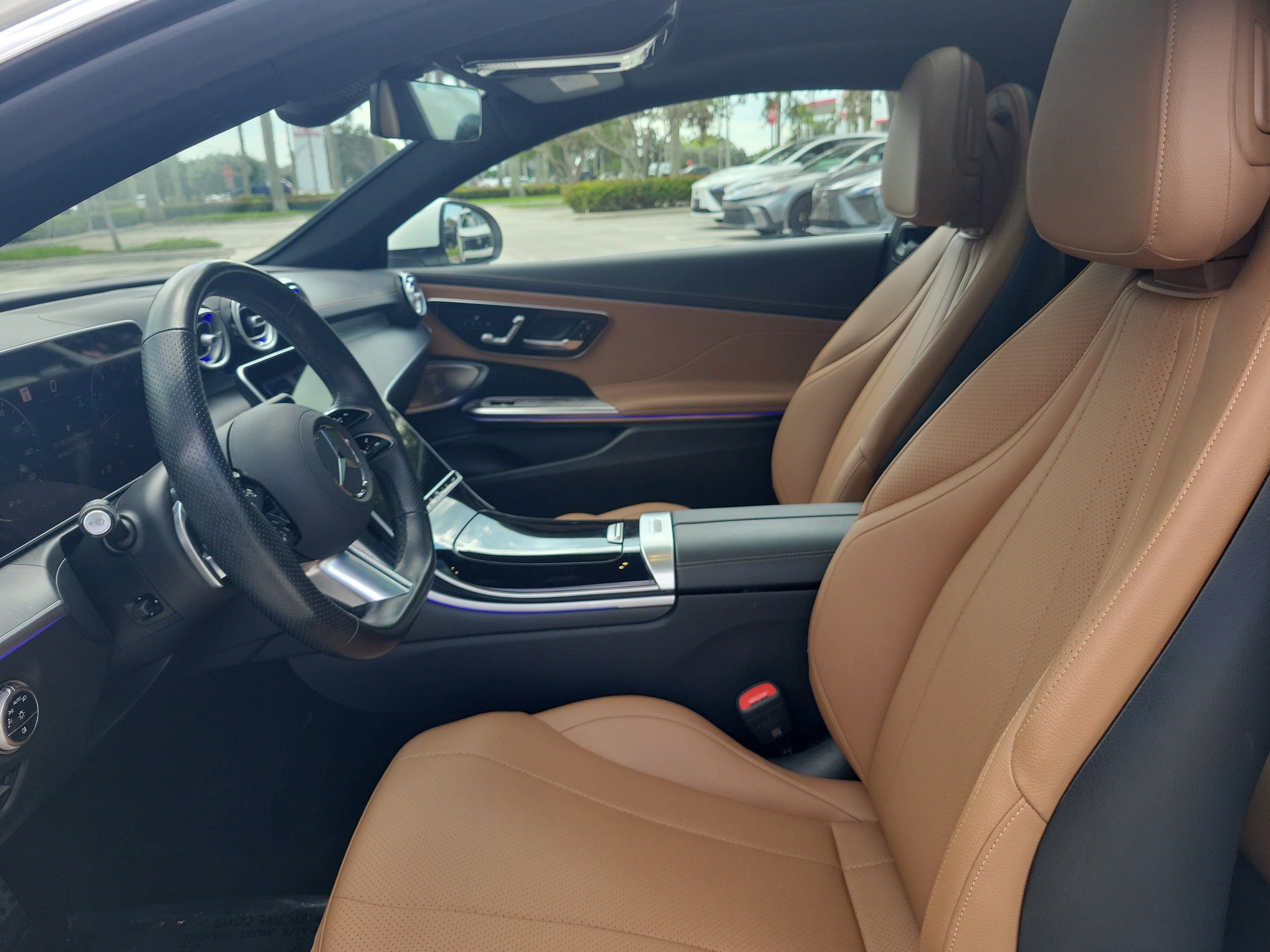 Used 2025 Mercedes-Benz CLE 300 4MATIC Coupe w/ AMG Line image 21