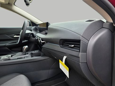 New 2026 Nissan Sentra SV FWD image 10