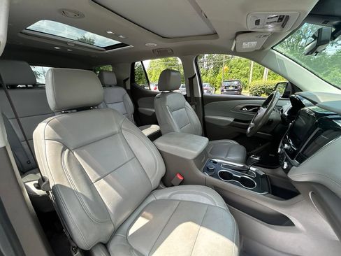 Used 2019 Chevrolet Traverse LT w/ LT Premium Package FWD image 47