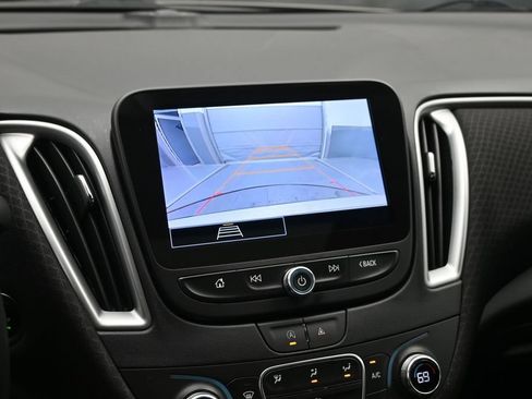 Used 2024 Chevrolet Malibu LT FWD image 15