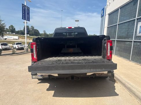 Used 2024 Ford F350 Lariat w/ FX4 Off-Road Package AWD/4WD image 7