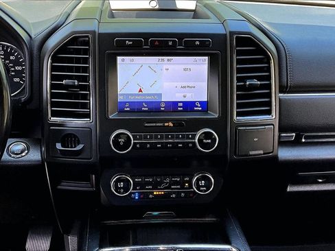 Used 2020 Ford Expedition Limited RWD image 9