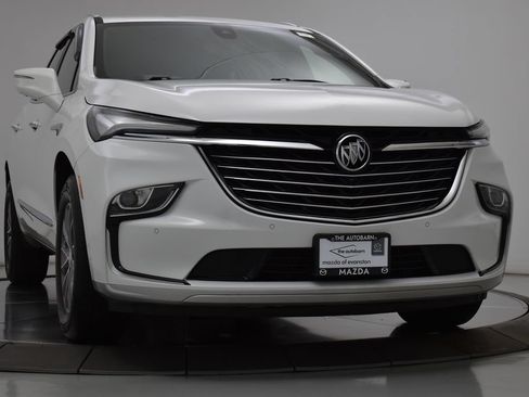Used 2022 Buick Enclave Essence FWD image 12