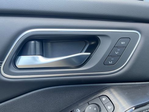New 2026 Nissan Rogue Platinum AWD/4WD image 11
