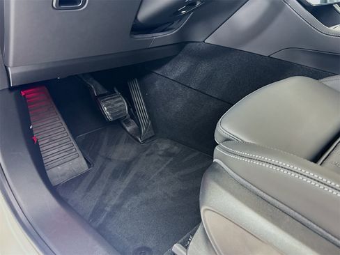 New 2025 Maserati Grecale GT image 24