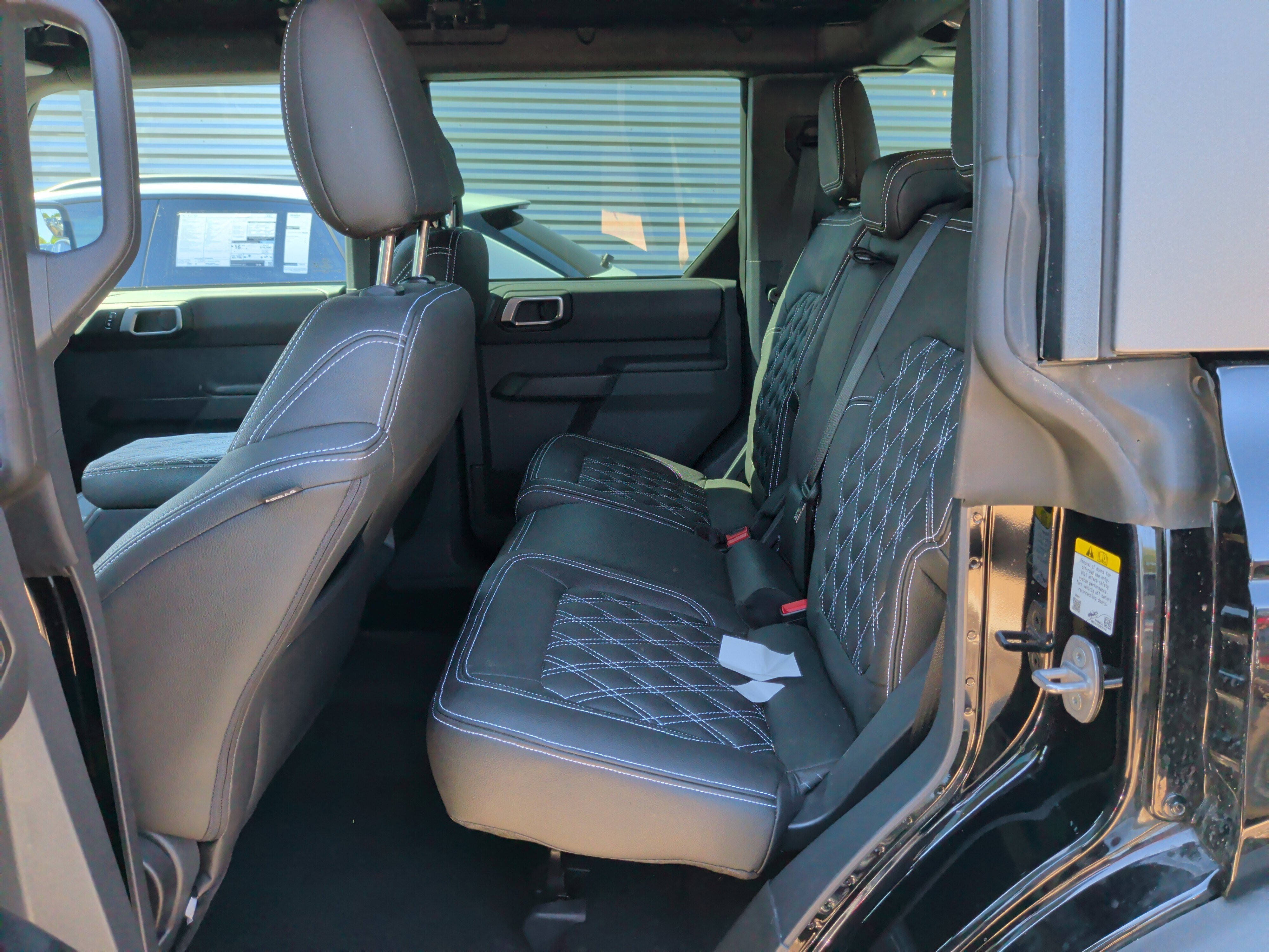 Used 2025 Ford Bronco 4-Door AWD/4WD image 29