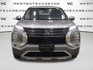 Used 2022 Mitsubishi Outlander SE video 4