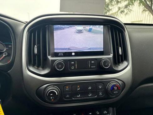 Used 2019 Chevrolet Colorado ZR2 w/ ZR2 Dusk Special Edition AWD/4WD image 17